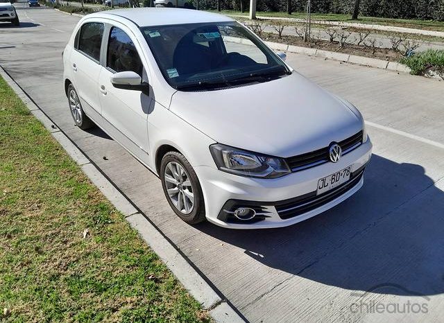 Volkswagen Gol 1.6 Manual Trendline 2017 lleno