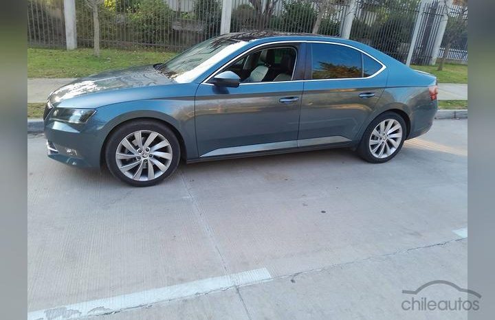 2017 SKODA Superb 1.8 TSI DSG Auto Elegance lleno