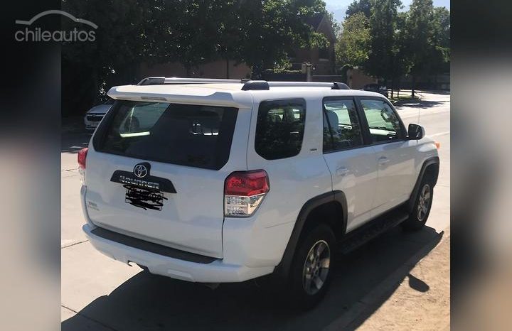 2011 Toyota 4Runner 4.0 SR5 4X2 Auto lleno