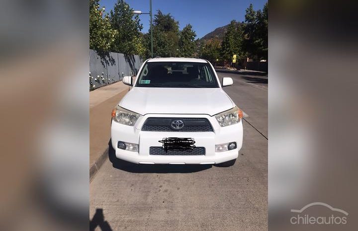 2011 Toyota 4Runner 4.0 SR5 4X2 Auto lleno